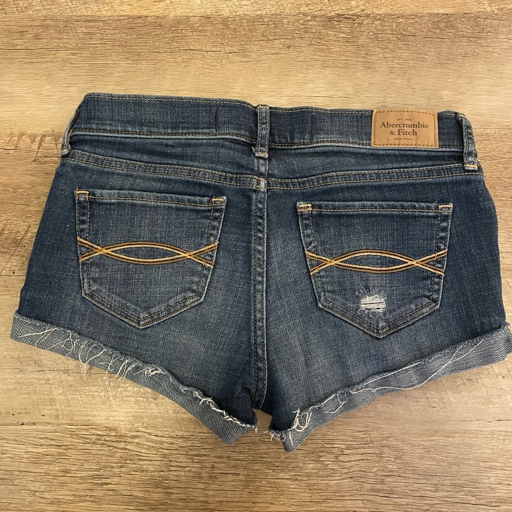 Abercrombie shorts size 00